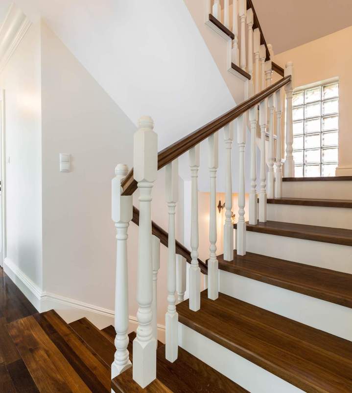 Main courante en bois Cergy-Pontoise